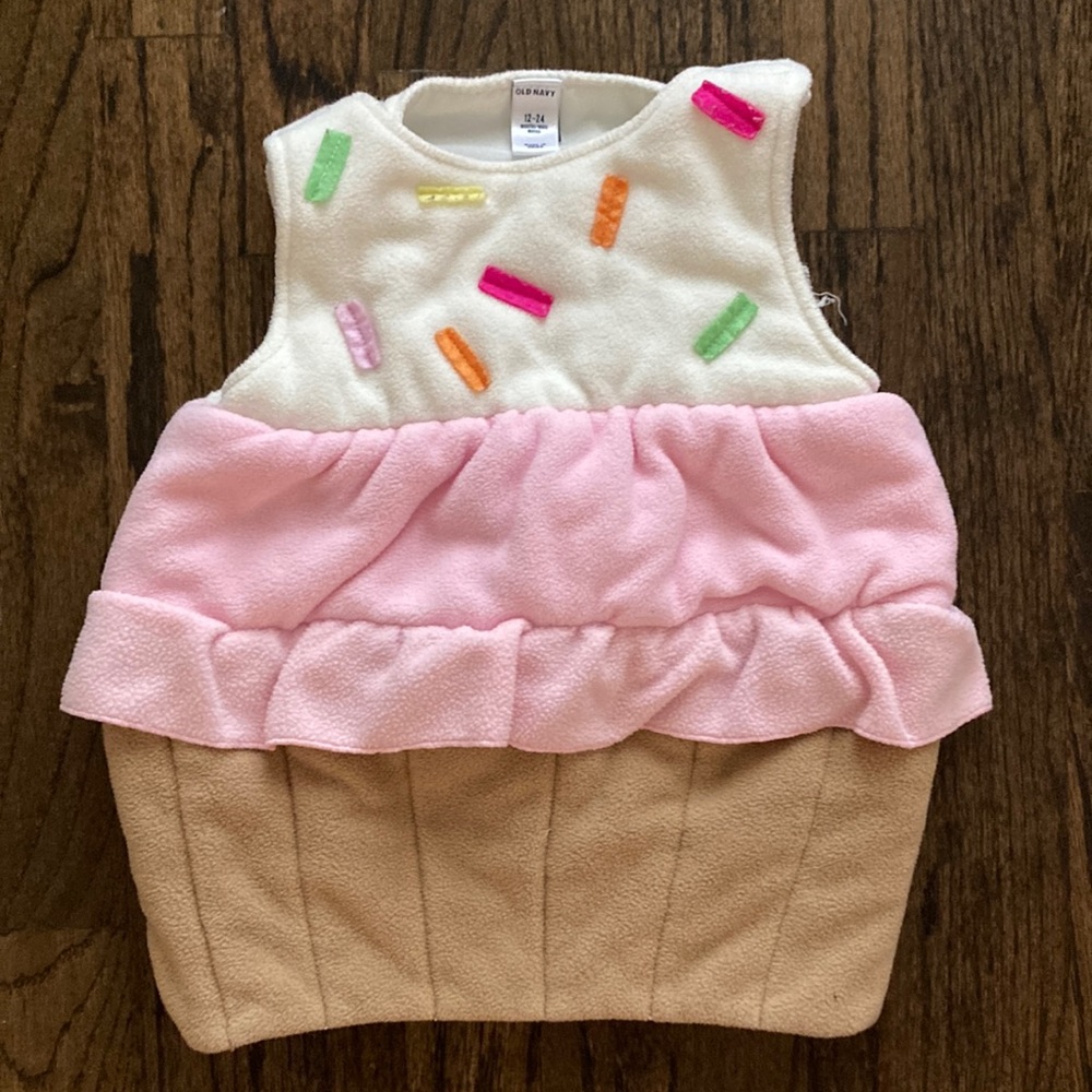 Old navy cupcake costume
